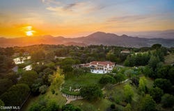 2400 White Stallion Road, Thousand Oaks, CA 91361