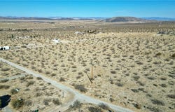 Bonita Avenue, Joshua Tree, CA 92252