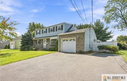 110 Stony Road, Edison, NJ 08817