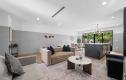 257 NW 39th St, Miami, FL 33127