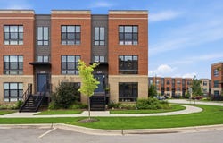 2210 Venture Drive, Schaumburg, IL 60173