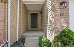 27 Loris Lane, St Charles, MO 63303