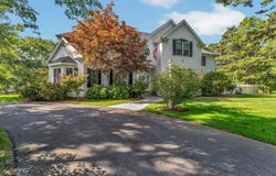 48 Eagle Drive, Mashpee, MA 02649