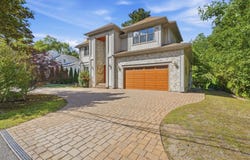 80 High Rock Ter, Newton, MA 02467
