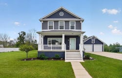 447 Oakwood Drive, Charlotte, MI 48813
