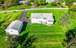 8 Gunsch Estate Drive, Newburgh, NY 12550