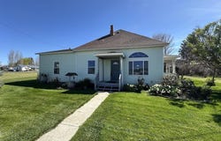 307 S Crystal, La Crosse, WA 99143