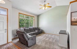 950 Augusta Circle, NorthLiberty, IA 52317
