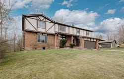 5875 Deepwood Trail, Solon, OH 44139
