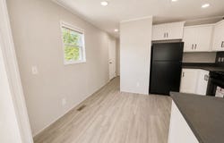 300 Forrest Ave, Springfield, IL 62702