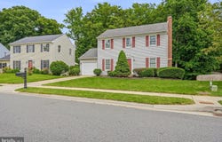 15 GLOUCESTER CT, NEWARK, DE 19702