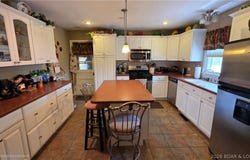 103 Williams Dr, Versailles, MO 65084