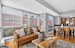 1034-00 SPRUCE Street, PHILADELPHIA, PA 19107