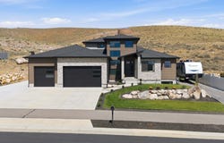 2313 E PATRIOT Dr, Eagle Mountain, UT 84005