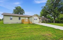 42 1st Avenue E, Grant, AL 35747