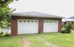 8857 Redbud Highway, Honaker, VA 24260