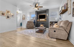 252 NE ARROWHEAD Dr, Estacada, OR 97023