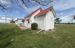 21386 172nd Rd, Burden, KS 67019