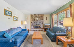 307 Meadowlark Circle, Deerfield, WI 53531