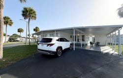 207 Alice Dr., Lakeland, FL 33815