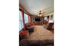 57 Lakeside Dr, Tifton, GA 31637