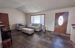 605 W 10th St, Pratt, KS 67124