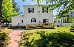 9 4th Avenue, Shell Lake, WI 54871