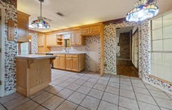 211 Cheryl St, Longview, TX 75604