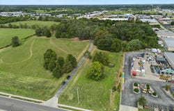W Northview Road, Nixa, MO 65714