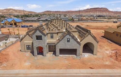3203 S 465 E, Washington, UT 84780