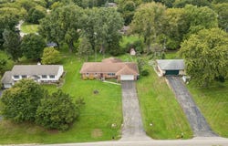 8598 Olson Road, Belvidere, IL 61008