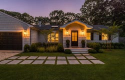 16 DELAVAN ST, East Hampton, NY 11937