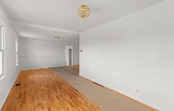 323 1/2 Lincoln Street, Lawrenceburg, KY 40342