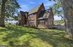 949 E SWEDESFORD Road, EXTON, PA 19341