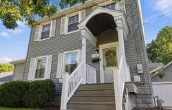 314 E Morgan Street, Dixon, IL 61021