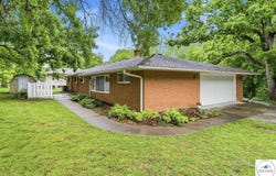 711 W Montgomery St., Clinton, MO 64735