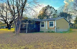 106 Bowden, Gladewater, TX 75647