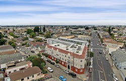 1757 26th AVE, OAKLAND, CA 94601