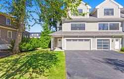 1525 Beacon St, Newton, MA 02468