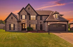 310 MISTY FIELDS Cv S, Oakland, TN 38060