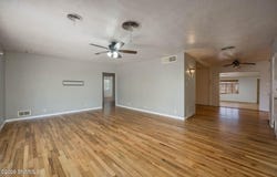 160 Roberts Drive, Las Cruces, NM 88005