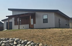 605 N TAYLOR St, Joseph, OR 97846