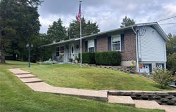 4 Laura Lane, Festus, MO 63028
