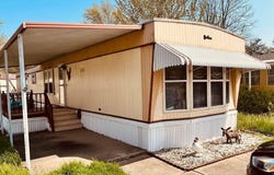 109 Cottonwood Dr, Morton, IL 61550