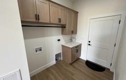 220 Cattlemans Dr, Sparta, TN 38583
