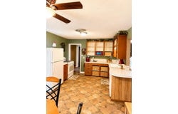 606 E 22nd St, Crane, TX 79731