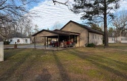 217 N Roy Street, DeWitt, AR 72042