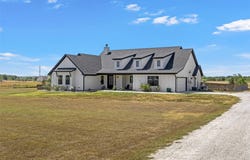 446 Wade Drive, Eddy, TX 76524