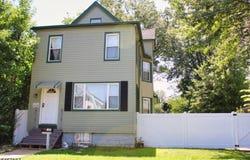 156 E 8Th Ave, Roselle Boro, NJ 07203-2032