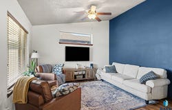 8904 W 22nd St, Sioux Falls, SD 57106